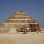 ジュゼル王のピラミッド(wikipedia)
